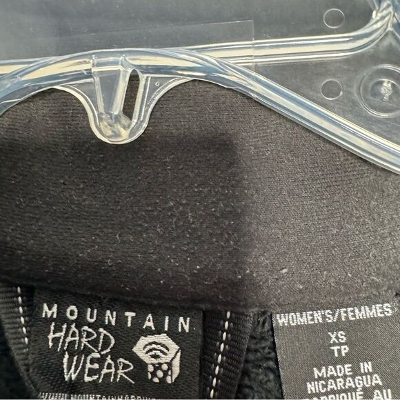 Mountain Hardwear zip up jacket size XS - Picture 6 of 6